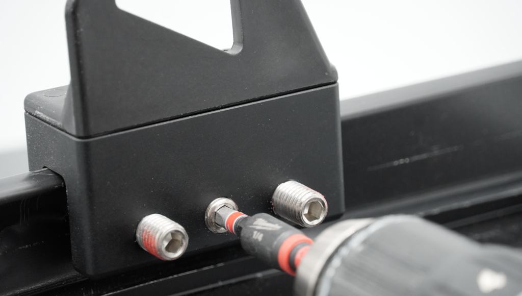Driving an M10 set screw on a Universal Clamp